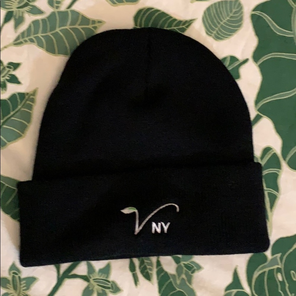 Fur Is Murder Vegan NY Beanie - Picture 2 of 3